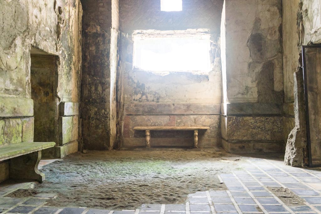Herculaneum Suburban Baths. October 2023. Looking south across tepidarium. Photo courtesy of Johannes Eber.